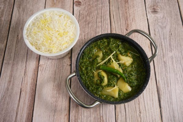 Alu Palak (vegan)