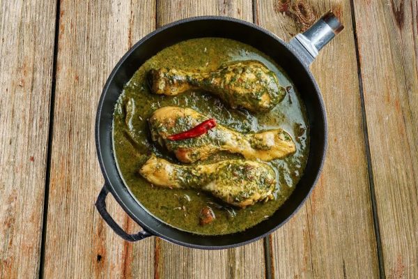 Chicken Saag (spicy)
